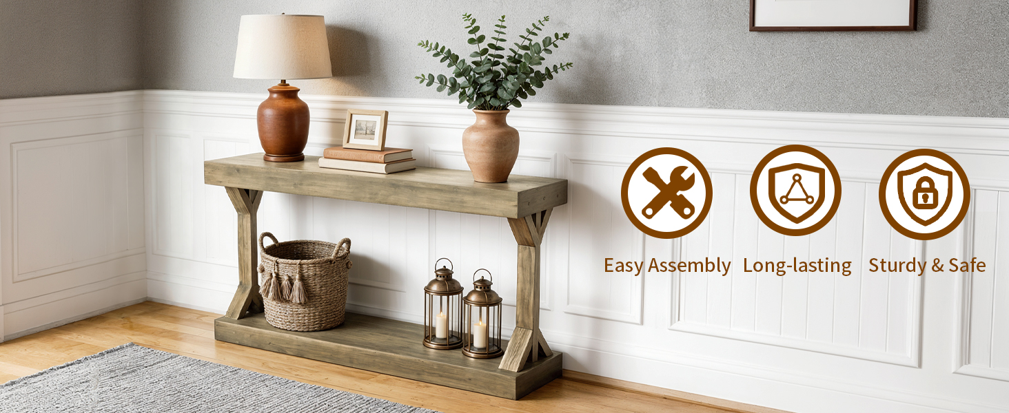 Disposición interior de la habitación que muestra una estantería de madera con elementos decorativos y tres iconos circulares en la pared que muestran símbolos y marcas de verificación prohibidos.