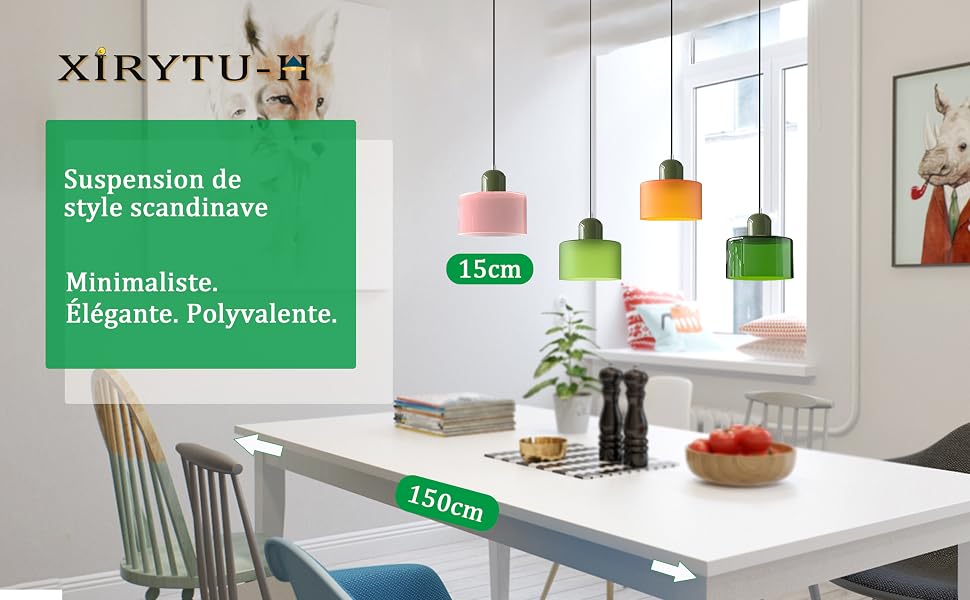 Kleine Pendelleuchte mit Glasschirm
