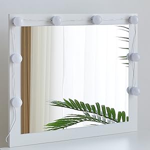 coiffeuse blanche avec miroir et tabouret