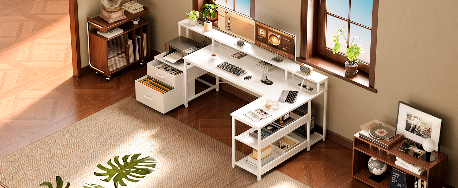 L'intérieur du salon moderne comprend des meubles blancs, du parquet et des plantes décoratives, présentés sous plusieurs angles avec un éclairage naturel.