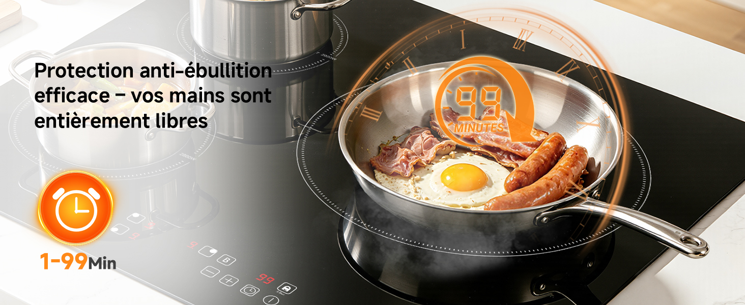 Le texte se lit comme suit : « Protection anti-abullition efficace - vos mains sont entièrement loin de ici ». Poêle à frire noire avec cuisson des aliments sur la cuisinière, présentant une fonction de protection anti-éclaboussures avec logo de la marque.