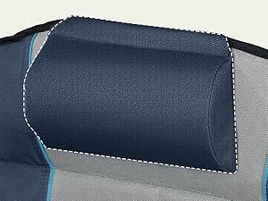 Vistas en primer plano de tela o material azul oscuro con patrones de costura visibles a lo largo de los bordes, que muestran la construcción detallada de las costuras.