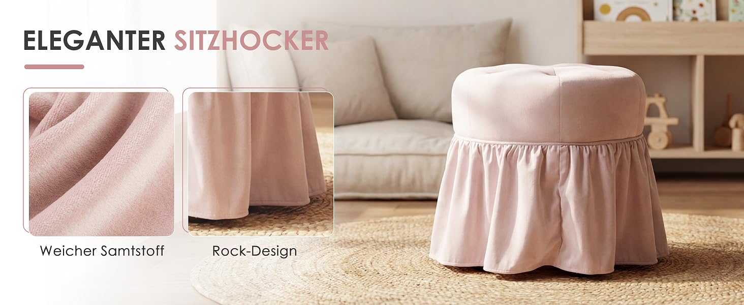 Der Text lautet „ELEGANTER SITZHÖCKER“ und „Waschbar bis 60 Grad“ und „Rückdesign“. Rosa gepolsterter würfelförmiger Hocker oder Fußhocker mit Stoffstruktur, fotografiert vor hellem Sofahintergrund.