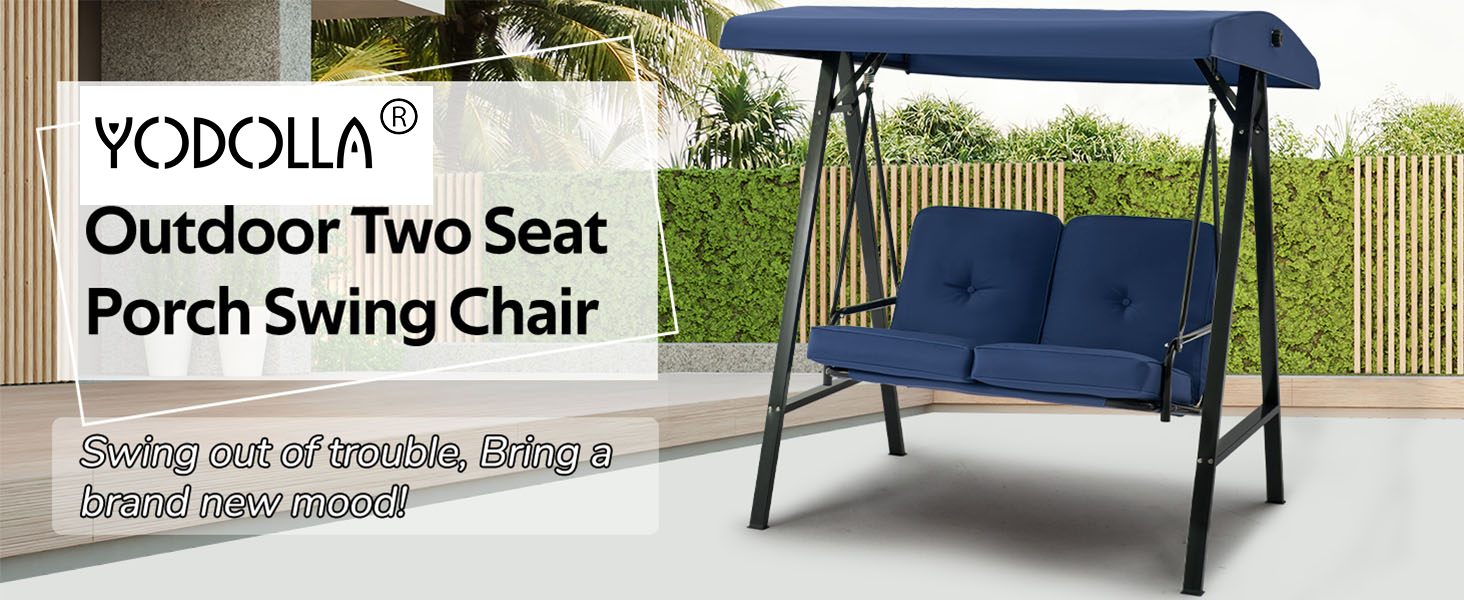 Der Text lautet: „YODOLLA® Outdoor-Schaukelstuhl mit zwei Sitzen auf der Veranda“ Zusätzliche Ansichten derselben marineblauen, gepolsterten Verandaschaukel mit Baldachin im Freien.