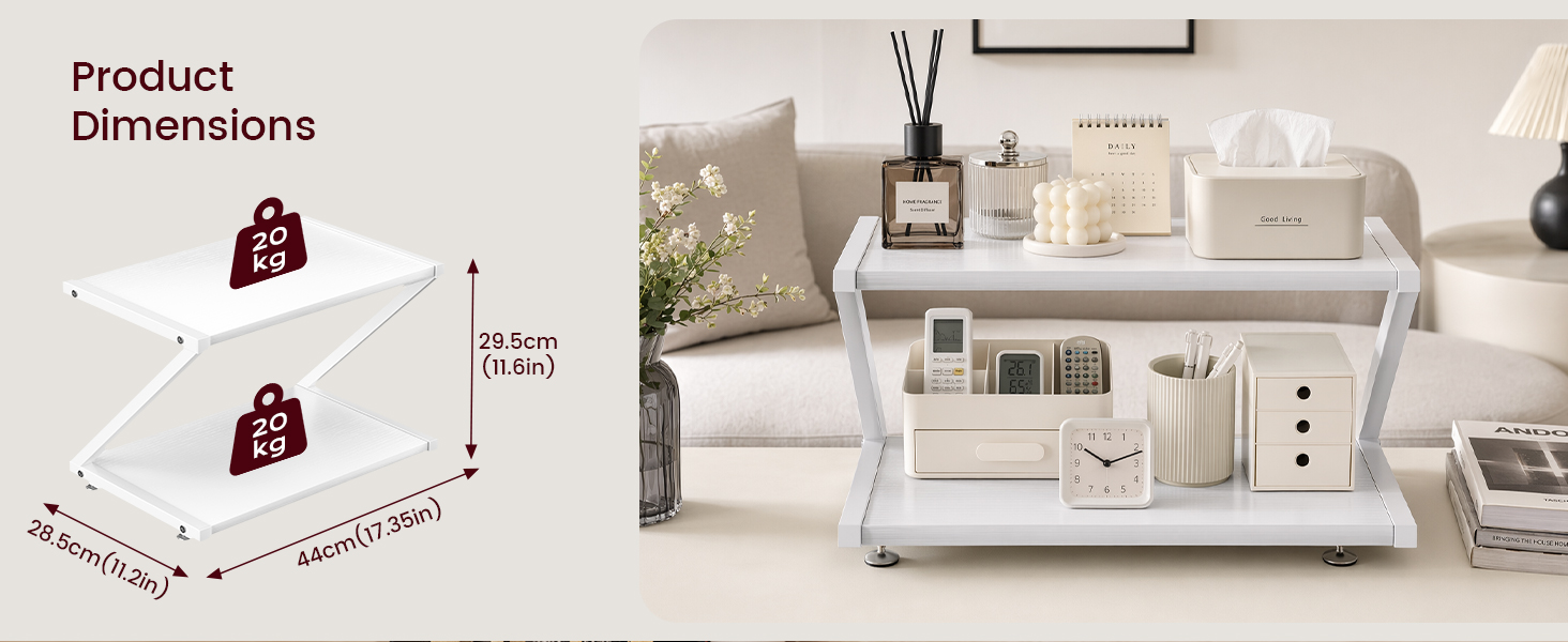 Le texte indique « Dimensions du produit ». Meuble de rangement beige avec étagères, tiroirs et bouteilles décoratives affichées sur fond de mur blanc.