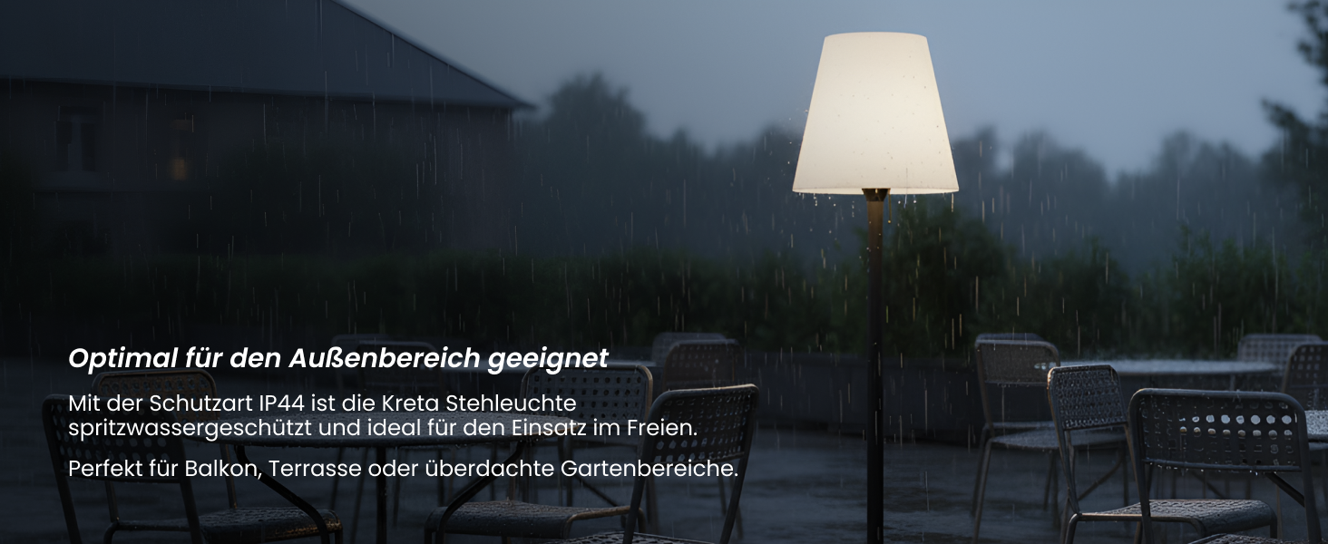 Der Text lautet „Optimal für den Außenbereich geeignet“.
[SENTENCE 14] Außenszene in der Abenddämmerung mit beleuchtetem weißem Lampenschirm auf dem Innenhof oder der Terrasse.