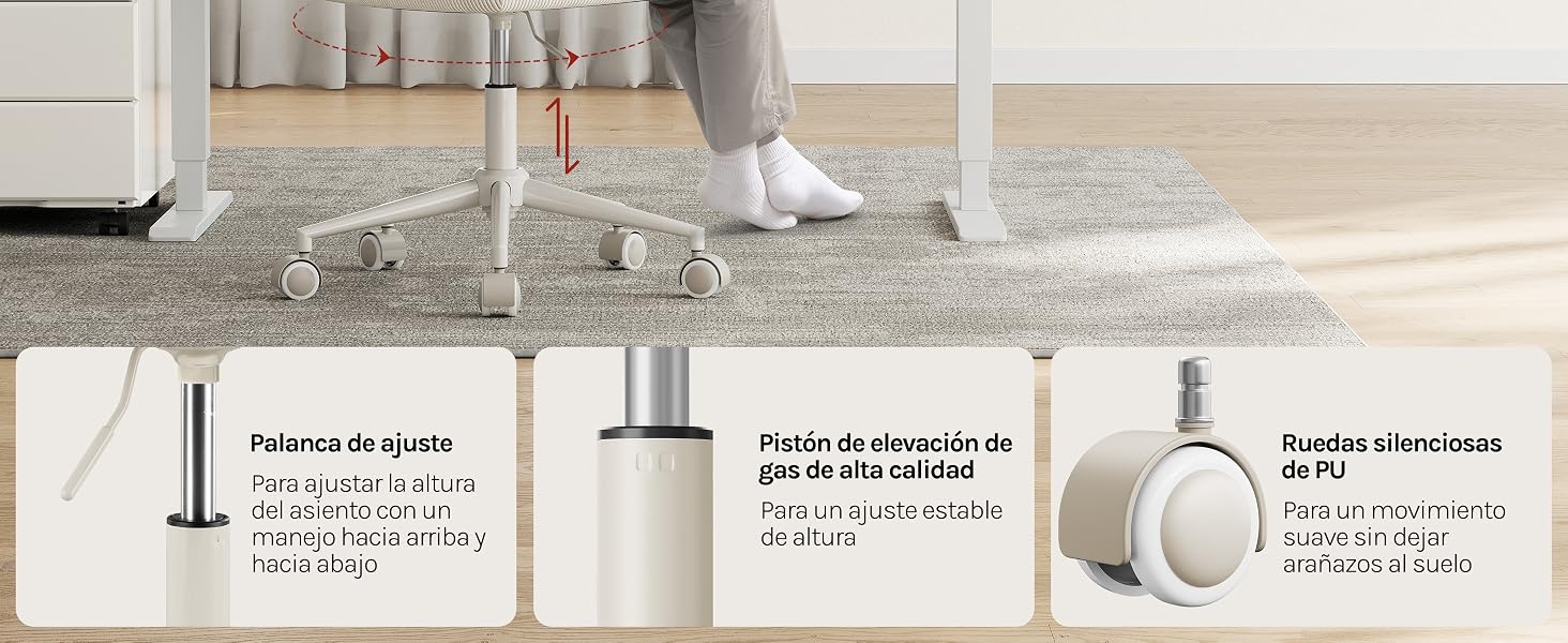 Botellas y dispensadores de productos de limpieza blancos dispuestos sobre una superficie blanca con texto en francés que describe los artículos de limpieza del hogar, incluidas las botellas rociadoras y los dispensadores con bomba.