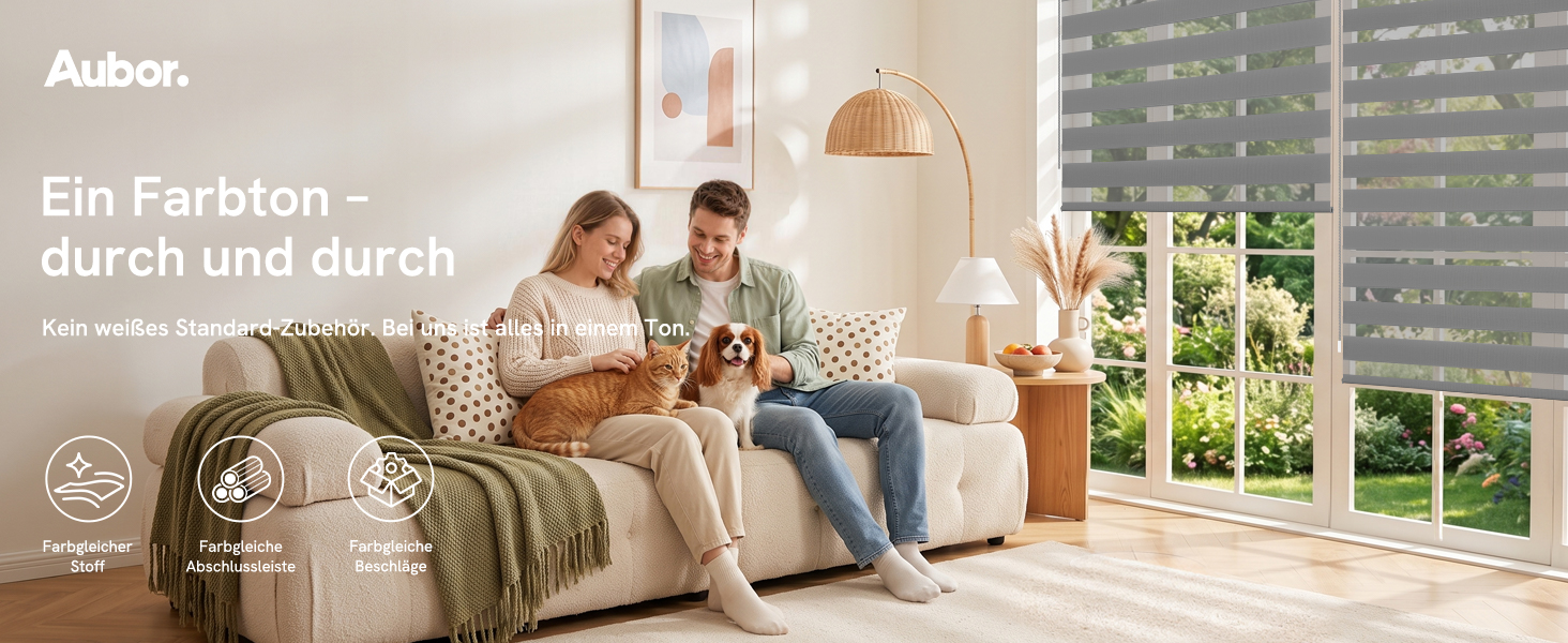 Der Text lautet „Arbor“ und „Ein Partiön - durch und durch“. Die Familie sitzt im modernen Wohnzimmer mit beigefarbenen Trennwänden, die durch Fenster mit der Skyline der Stadt im Hintergrund sichtbare Raumteiler bilden.