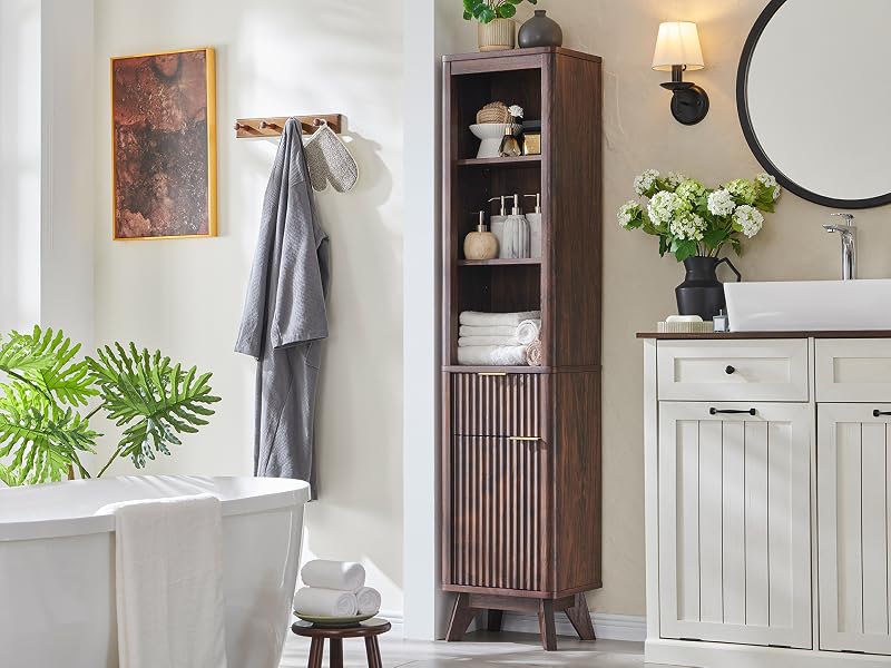 Floor cabinet