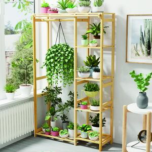 porte mantearmoire ouvert sur pied au sur pied