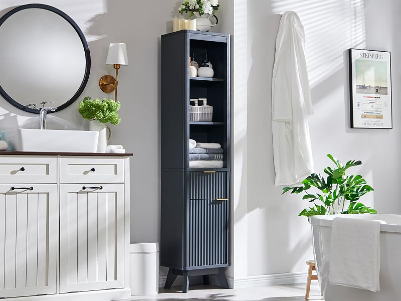 Floor cabinet