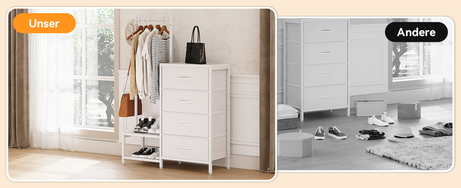 Weißer Holzschrank mit Schubladen und offenen Regalen, gepaart mit einer Garderobe. Organisierter Eingangsbereich mit ordentlich angeordneten Schuhen, Taschen und Kleidung