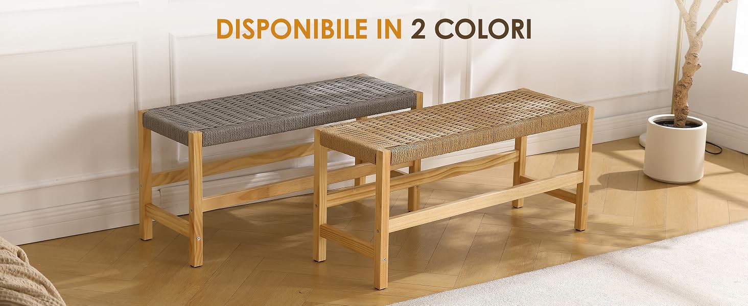 Il testo dice 'DISPONIBILE IN 2 COLORI'. Panca o soluzione di seduta in legno presentata in due diverse finiture: legno naturale e toni di grigio, visualizzata in più angolazioni.