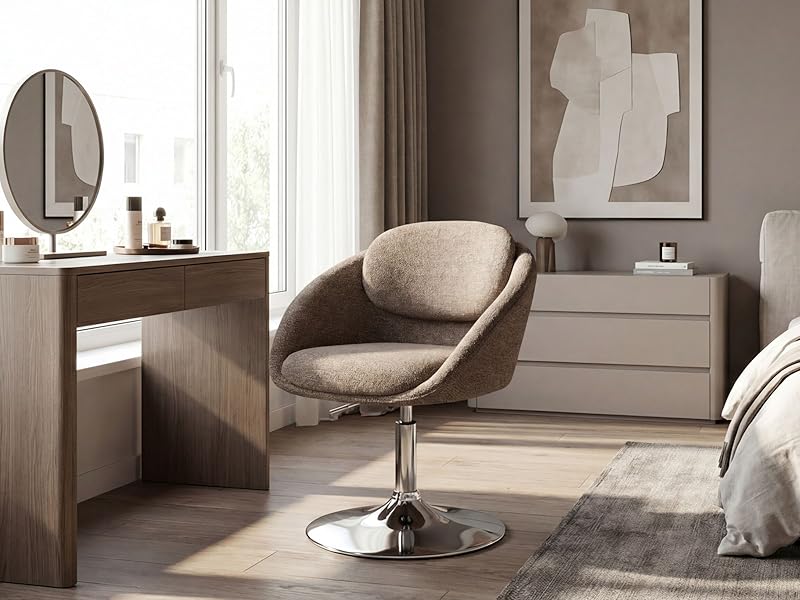 Interno del soggiorno moderno e minimalista con toni neutri, sedie girevoli, ampie finestre e apparecchi di illuminazione contemporanei. Le viste multiple mostrano angoli diversi dello stesso spazio.