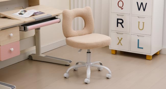 chaise chambre fille enfant rose