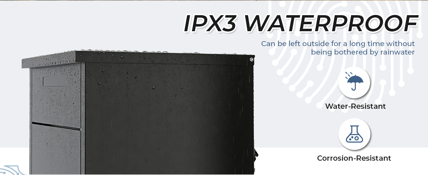 Der Text lautet „IPX3 WATERPROOF“ mit dem Untertitel „Kann für eine lange Zeit draußen aufbewahrt werden, ohne dass etwas ausläuft (verbessert durch einen Luftbefeuchter)“. Kompaktes Gerät in Grau und Schwarz mit Symbolen für Wasserbeständigkeit und Korrosionsschutz auf der rechten Seite.