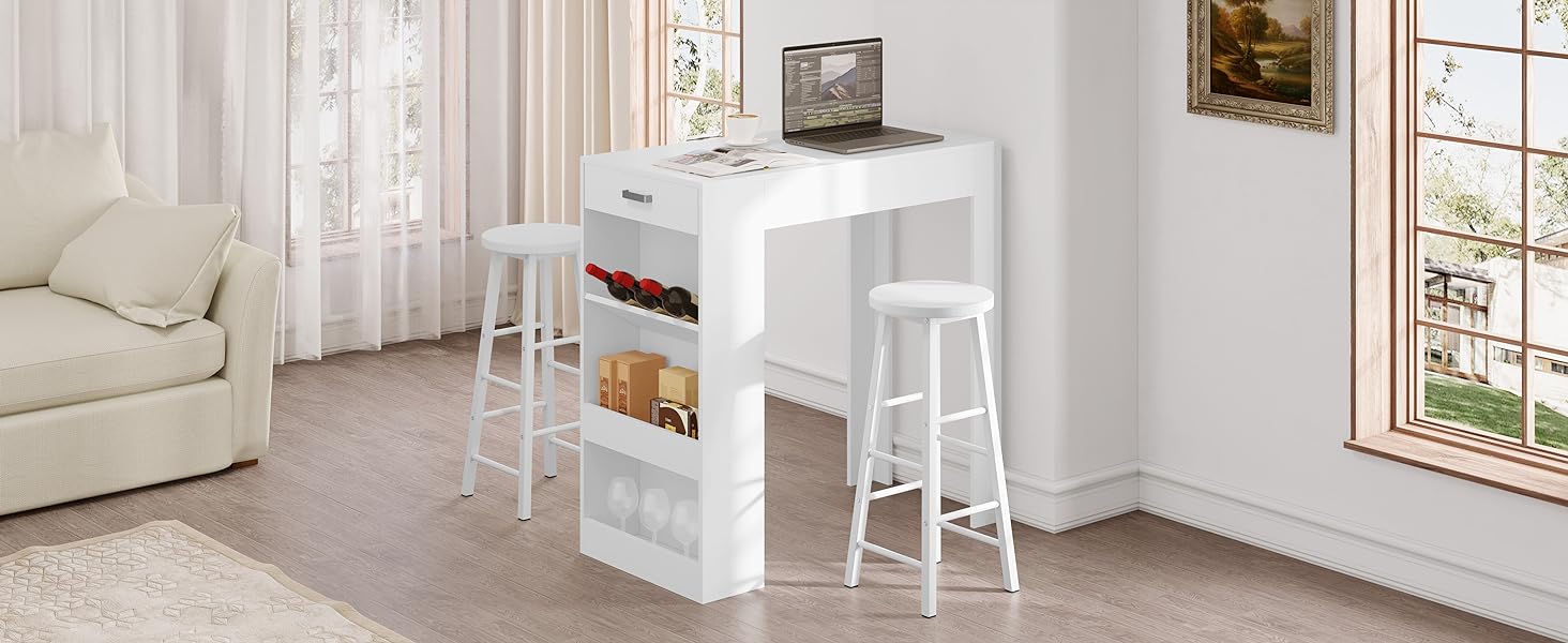 una mesa de bar con taburete