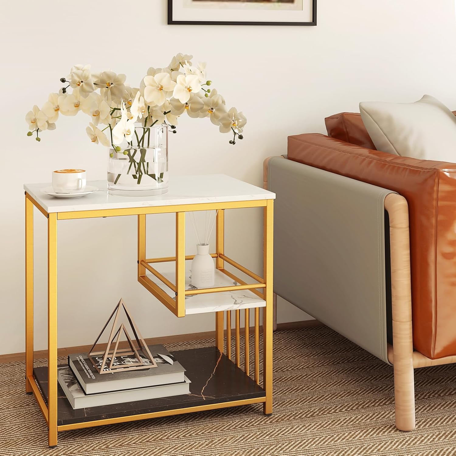 Tavolino Moderno In Metallo – Comodino Da Salotto O Camera Da Letto, Design Minimalista Con Angoli Arrotondati E Piedini Antiscivolo (Oro Opaco)