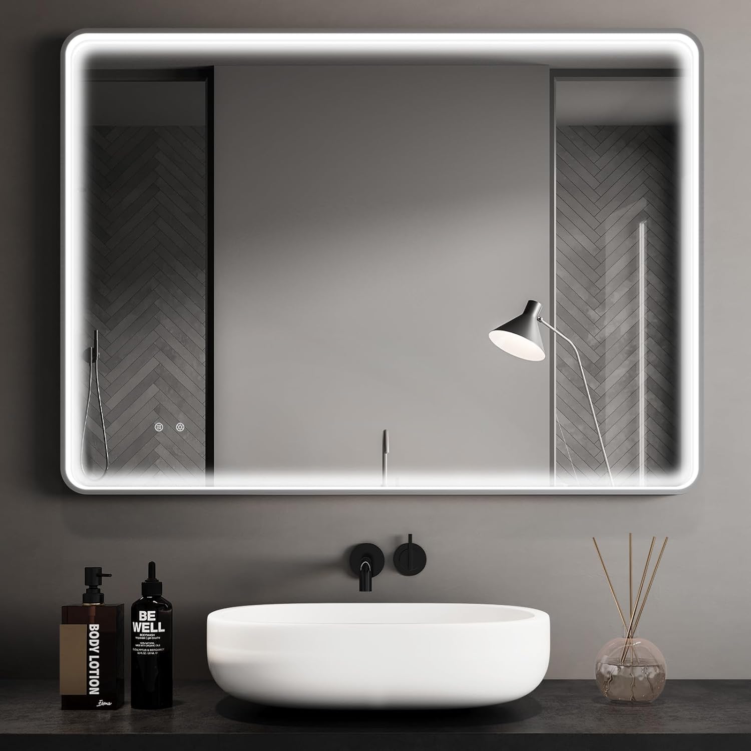 Specchio da bagno con illuminazione a LED