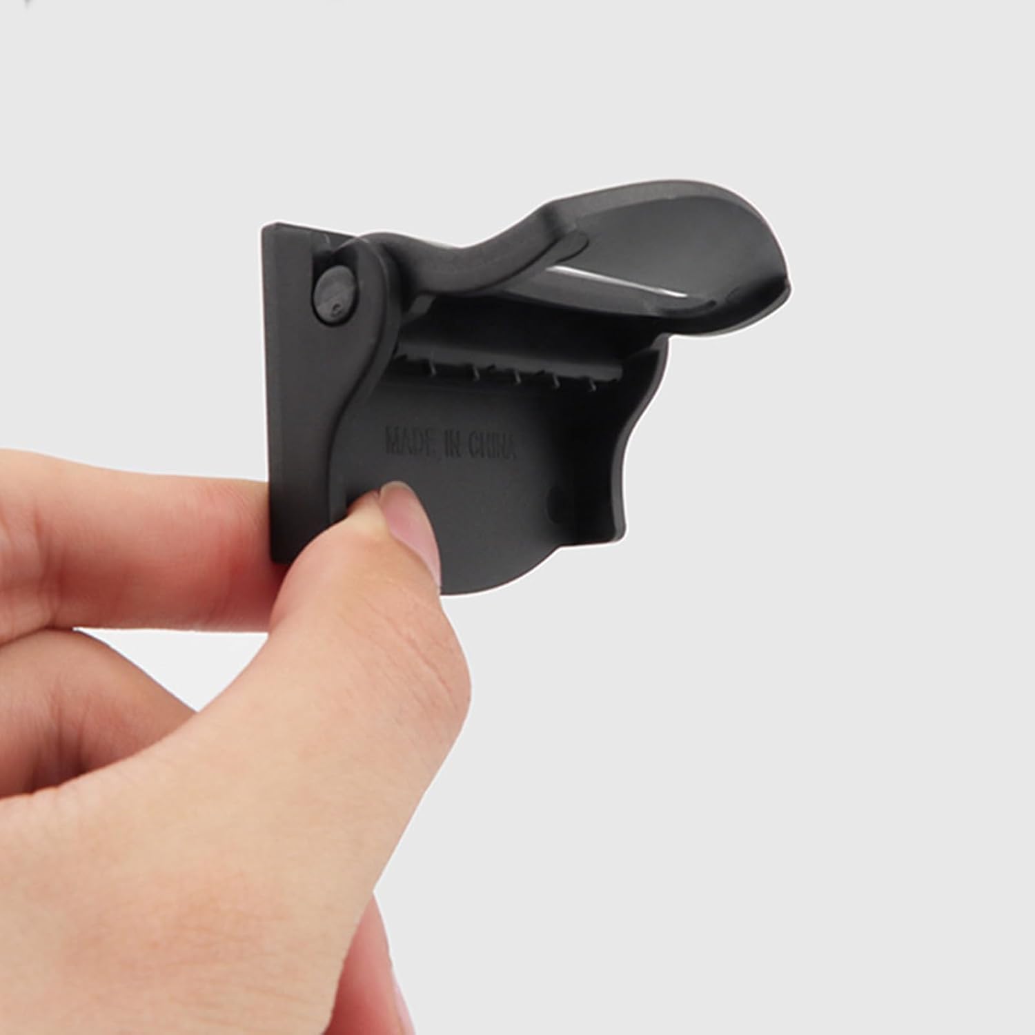 WOAFEY Regolatore Di Clip Per Cintura Di Sicurezza Per Auto Per Smart 453 Fortwo Forfour 2015-2018 Cintura Di Sicurezza Supporto Per Cuscino Badge - 7