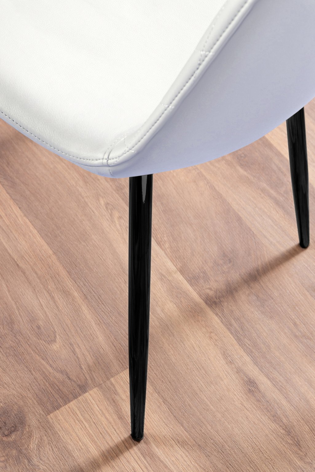 Kylo Brown Wood Effect Dining Table & 6 Black Corona Black Leg Chairs