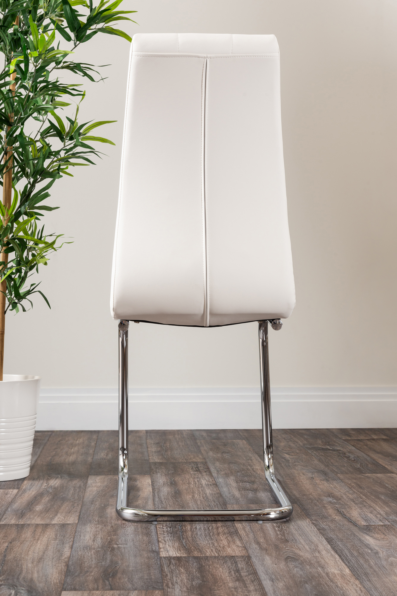 Furniturebox Palma Beige Stone Effect Round Dining Table & 4 White