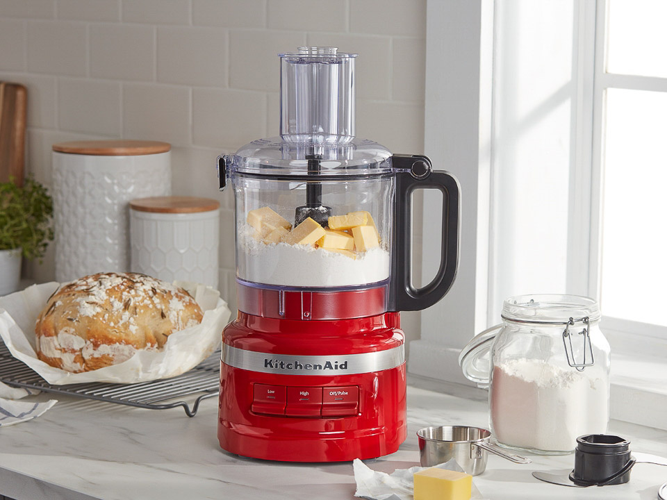 Food-processors-1.7L-empire-red-making-bread-in-food-processor