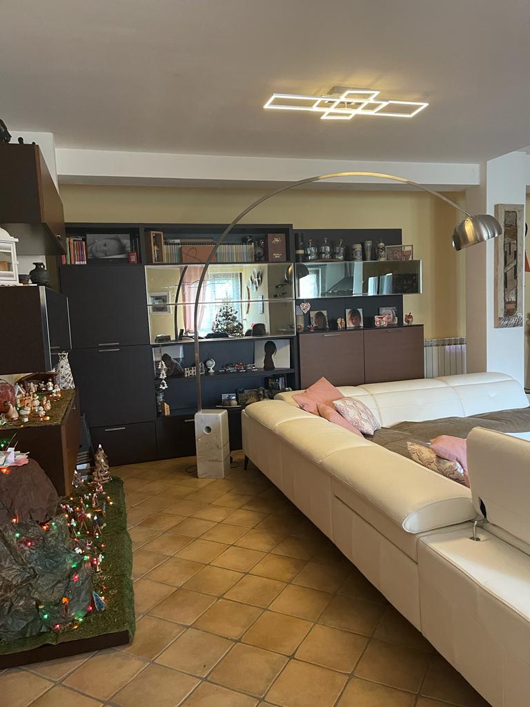 lampada luumos base bianca