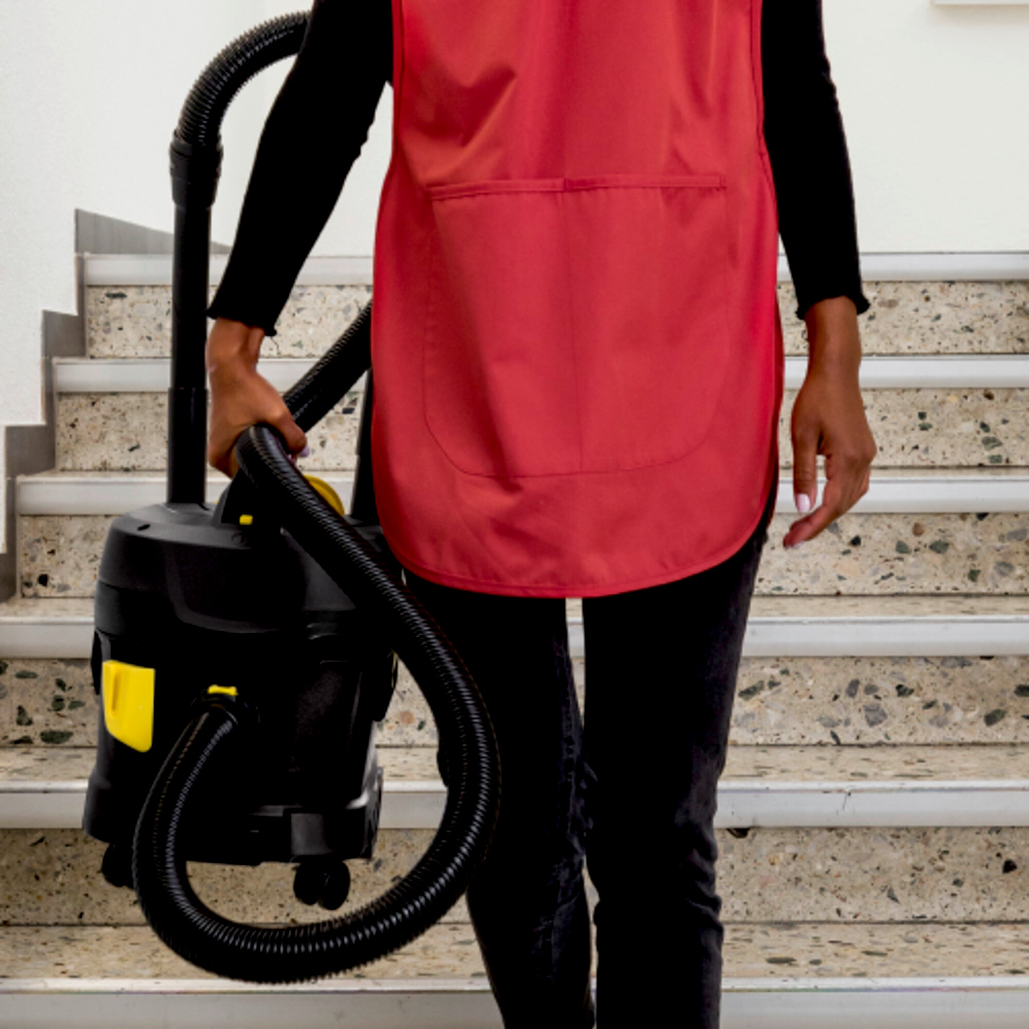 aspirateur Karcher T11/1 dans un escalier