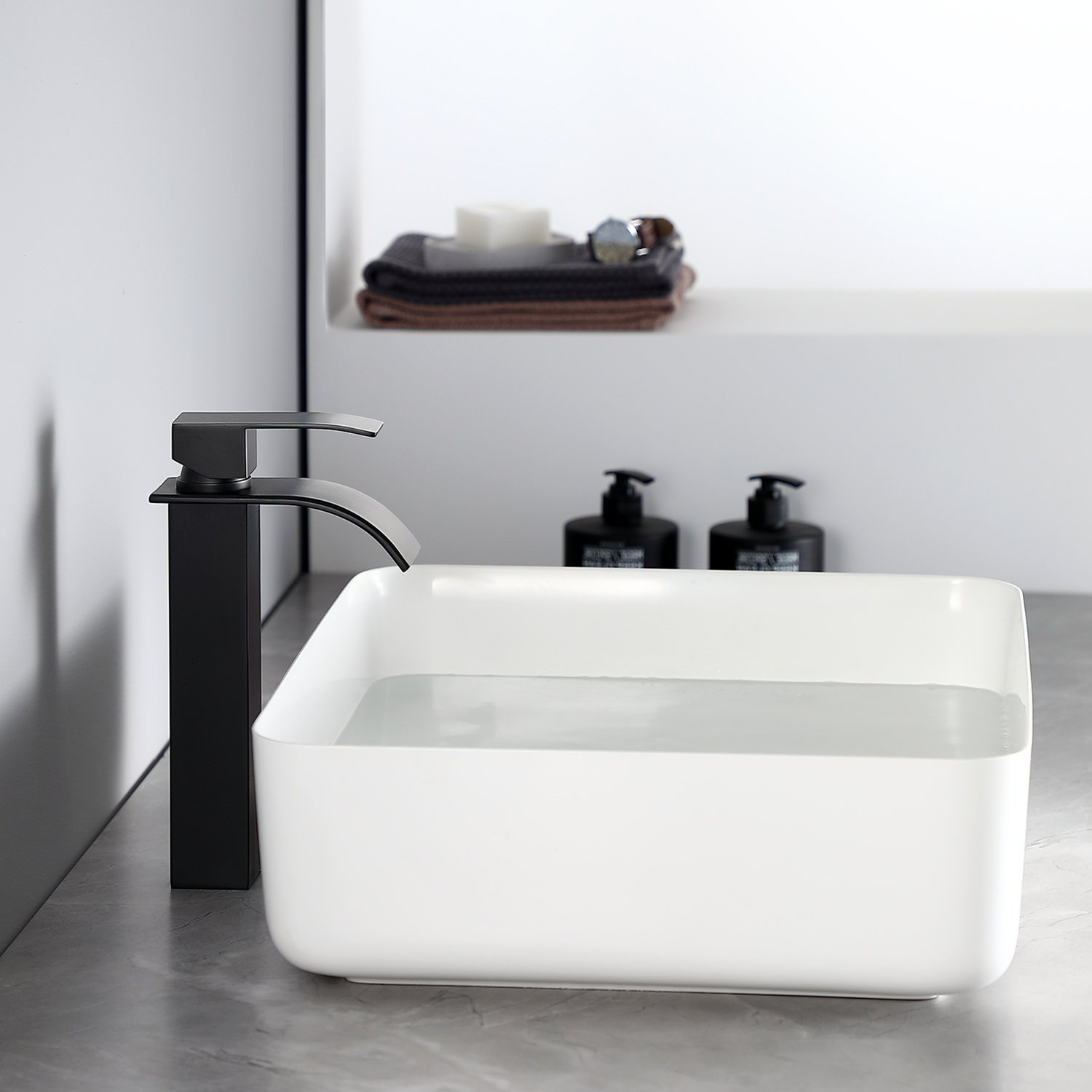 Robinet cascade haut salle de bain Robinet évier Zwart cascade en acier  inoxydable