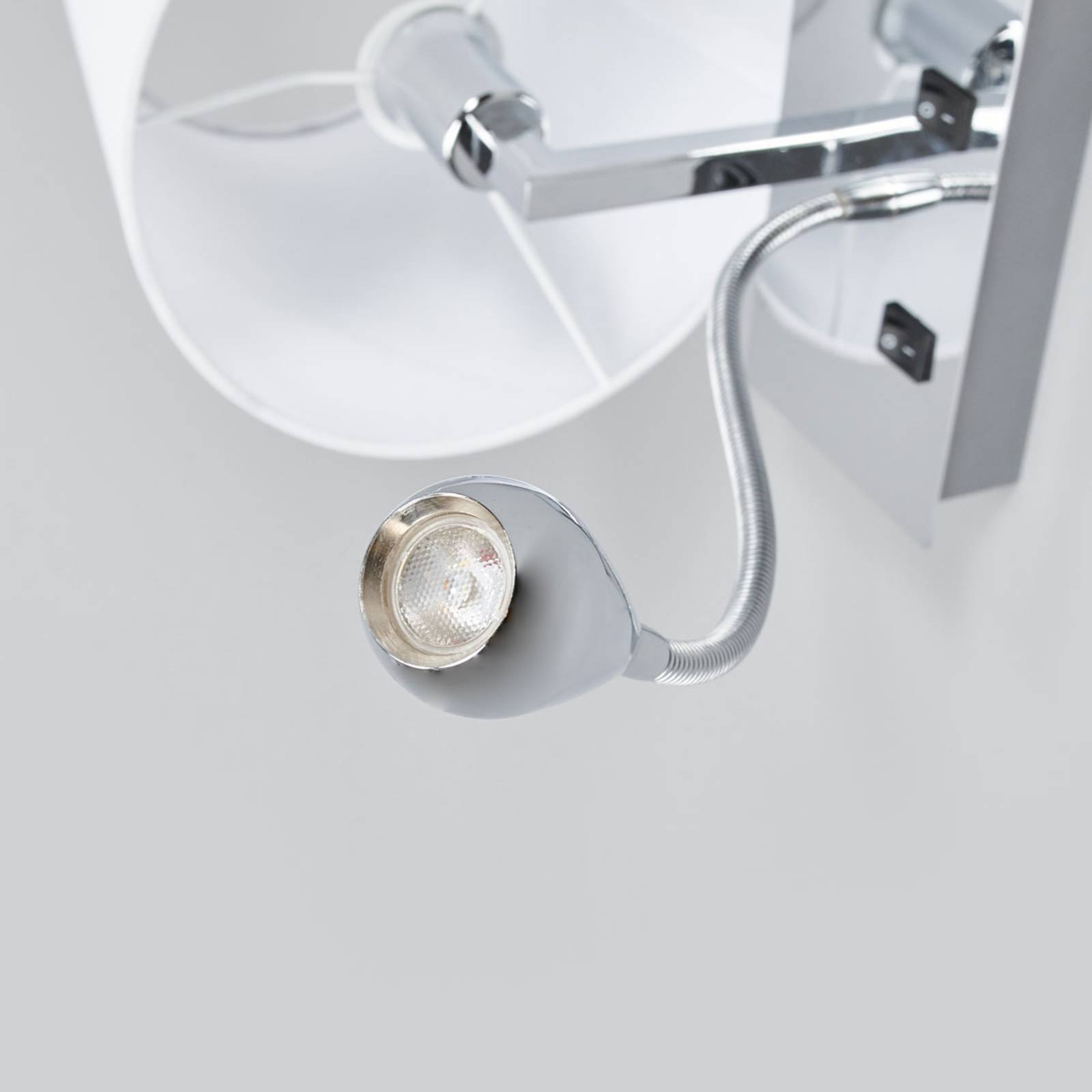 Lindby Applique Leonella Con Lampada A LED Da Lettura -Negozio al dettaglio Paulmann AAHKMJXYDAFdJAOAIMEbOAchvhBeHsgEop8XgsL4wc6YAF5oCT3mEJMw8RU24jZ1 WTenXr9NwmoD8CuKyjK 1