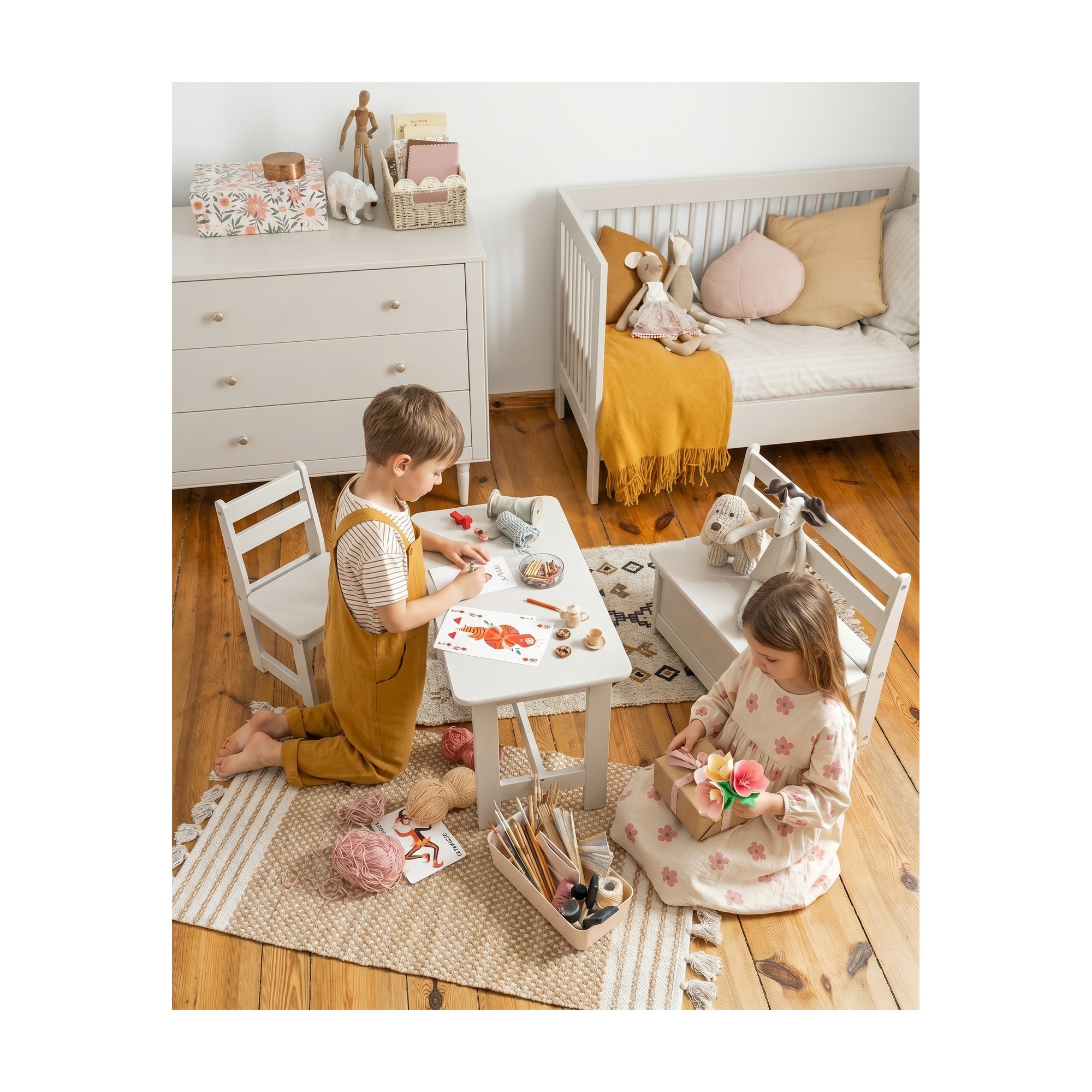 Kinderstuhl Weiß