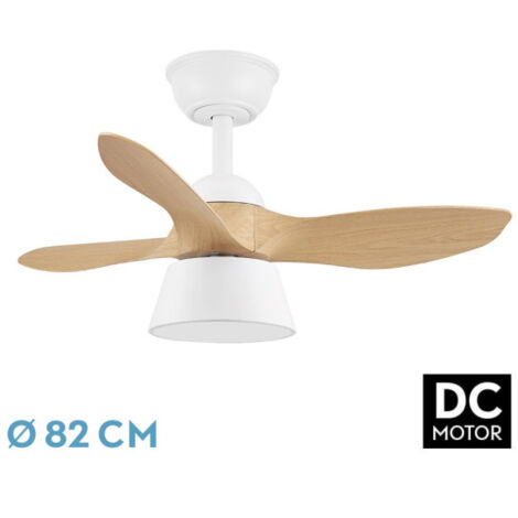 Fan DC-White/Beech con threeBladeswith 6 Adjustable Speeds  3 Temperatures ofLight Selectable  Remote Control Included