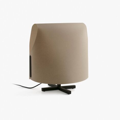 Faro Luang Mittelgroße schwarze, kamelfarbene Tischlampe