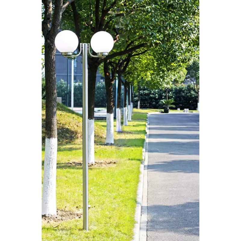 

Farola blanca de jardín, 220 cm, 2 globos de luz