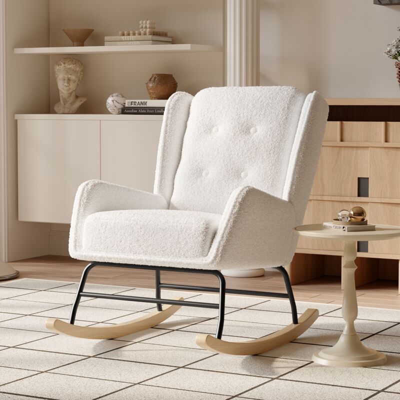Fauteuil à bascule, avec cadre en métal, dossier à oreilles en capitonné, piste en bois, accoudoirs, Rocking chair en sherpa - Blanc