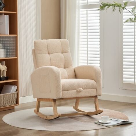 Fauteuil à bascule en velours Teddy, beige, structure en bois massif, pieds en métal avec repose-pieds dissimulés, rembourrage en mousse haute densité, idéal pour le salon, la chambre ou la chambre d'