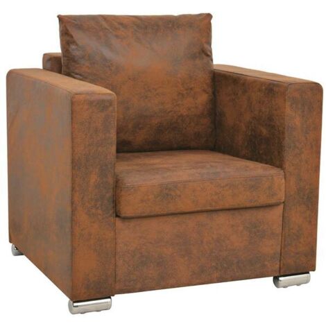 Fauteuil marron, mesurant 82 x 73 x 82 cm, en simili daim.