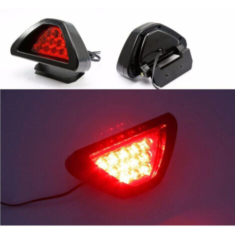 Feux de jour de style F1, feux arrière rouges à 12 LED, feux antibrouillard, feux de freinage triangulaires, feux de sécurité et feux de moteur