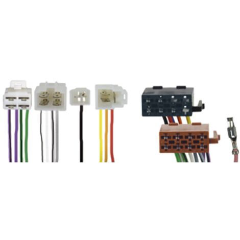 Fiches ISO Autoradio compatible avec Suzuki Swift 89-04