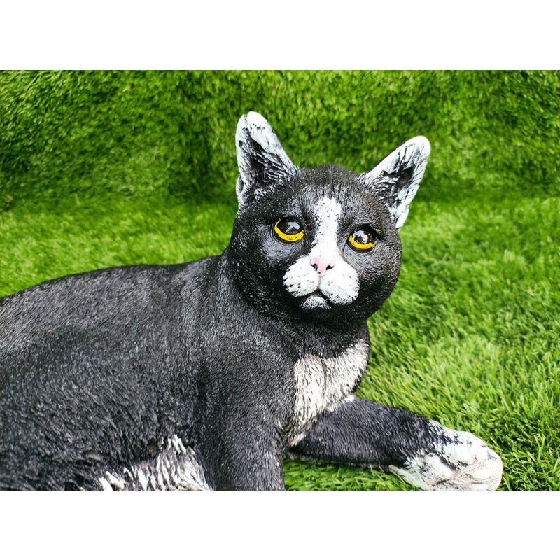 

Figura Gato tumbado Americano de hormigón-piedra para exterior 42x29x19cm. Blanco-negro