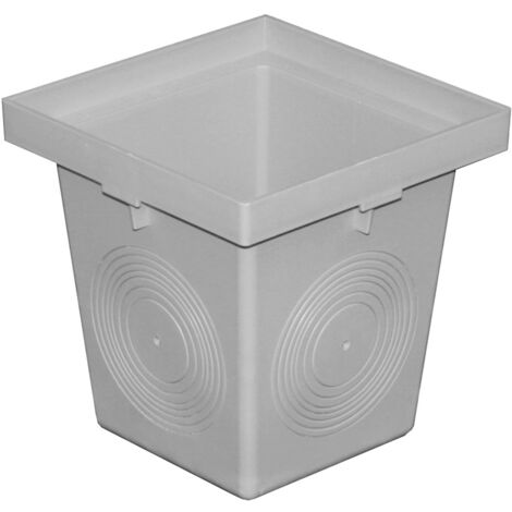 First Plast – Regard de branchement polypropylène 200 x 200 mm – Sorties pré-découpées Ø50 à Ø110 mm – Inclinaison 40° pour installation flexible