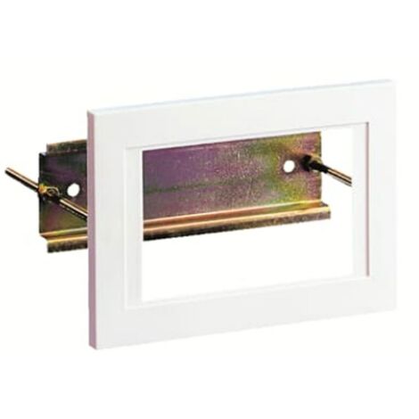 Flangia per montaggio retroquadro ABB ME4 moduli 4 KU 933 4