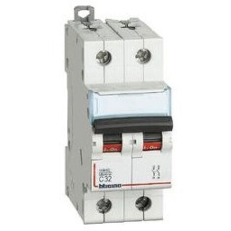 Fn82C32 Btdin60 - Interruptor Magnetotérmico 2P Curva C