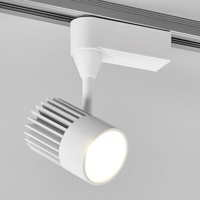 

Foco trifásico Maksim provisto de LED