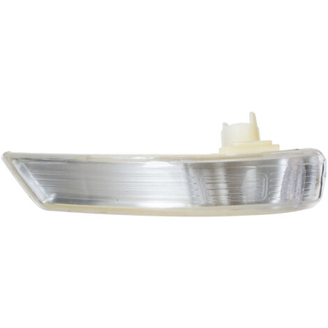 Ford Focus III 2010 – Blinker links im Spiegel