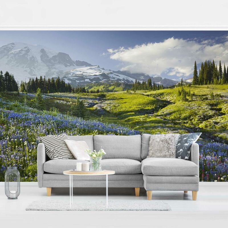 

Fotomural - Mountain Meadow With Flowers In Front Of Mt. Rainier - Mural apaisado Dimensión LxA: 225cm x 336cm