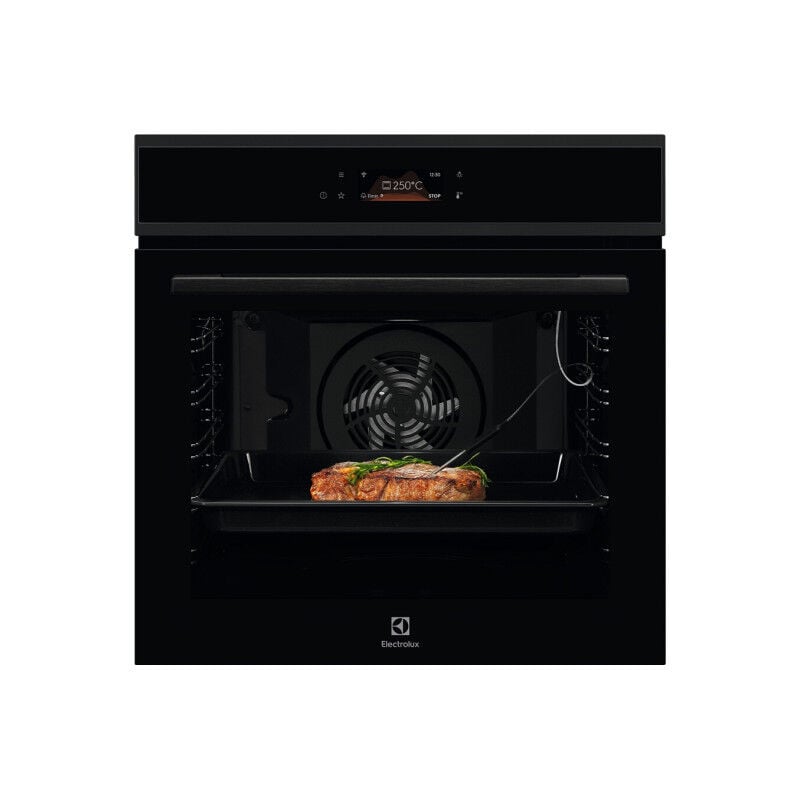 Four Electrolux EOE8P19WH