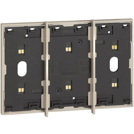 Frame 3 moduli sabbia bticino living now  KM8103