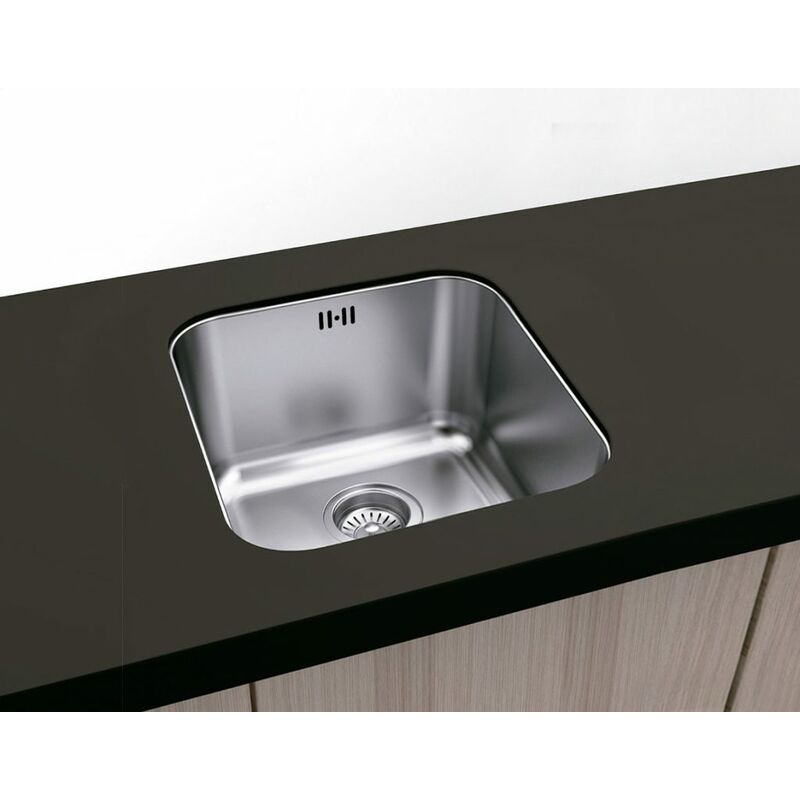 

Fregadero de Acero inoxidable AIS1 304 – 1 SENO/CUBETA CUADRADO (40x40 cm)